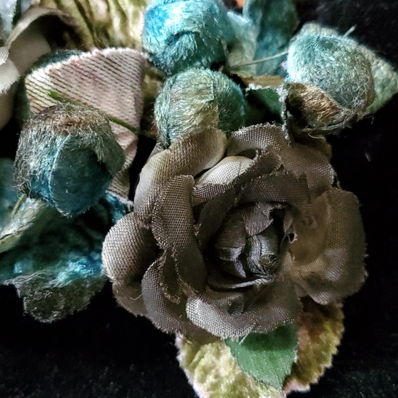 Cynthia Rowley BLUE Velvet Bag! - Picture 2 of 4